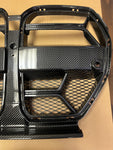 BMW G80 / G82 CSL STYLE FRONT GRILLE IN PRE PREG DRY CARBON FIBER.