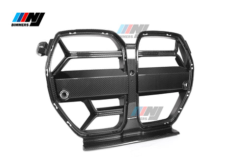 BMW G80 / G82 CSL STYLE FRONT GRILLE IN PRE PREG DRY CARBON FIBER.